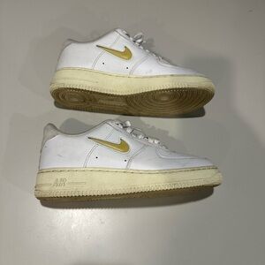 Nike Air Force 1 White and Vanilla Sneakers Size 7.5